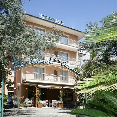 Residence Hotel Kriss Deiva Marina Dış mekan fotoğraf