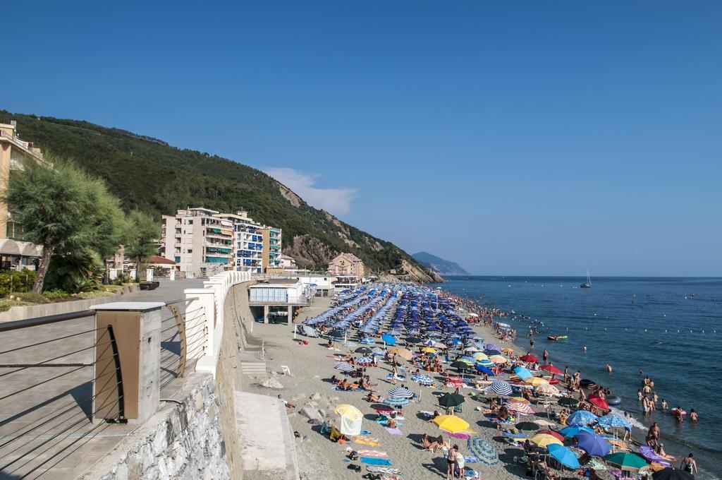 Residence Hotel Kriss Deiva Marina Dış mekan fotoğraf