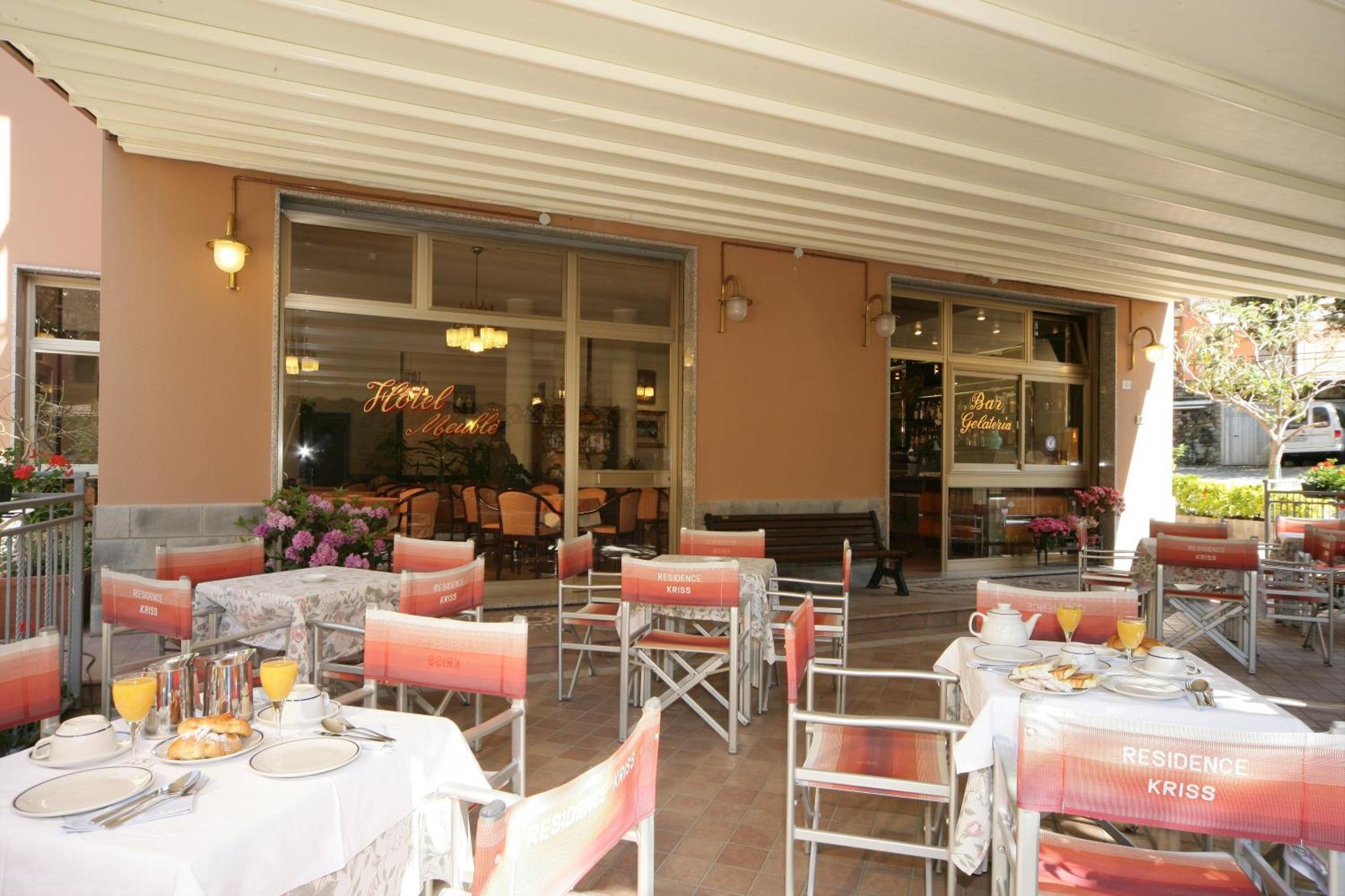 Residence Hotel Kriss Deiva Marina Dış mekan fotoğraf