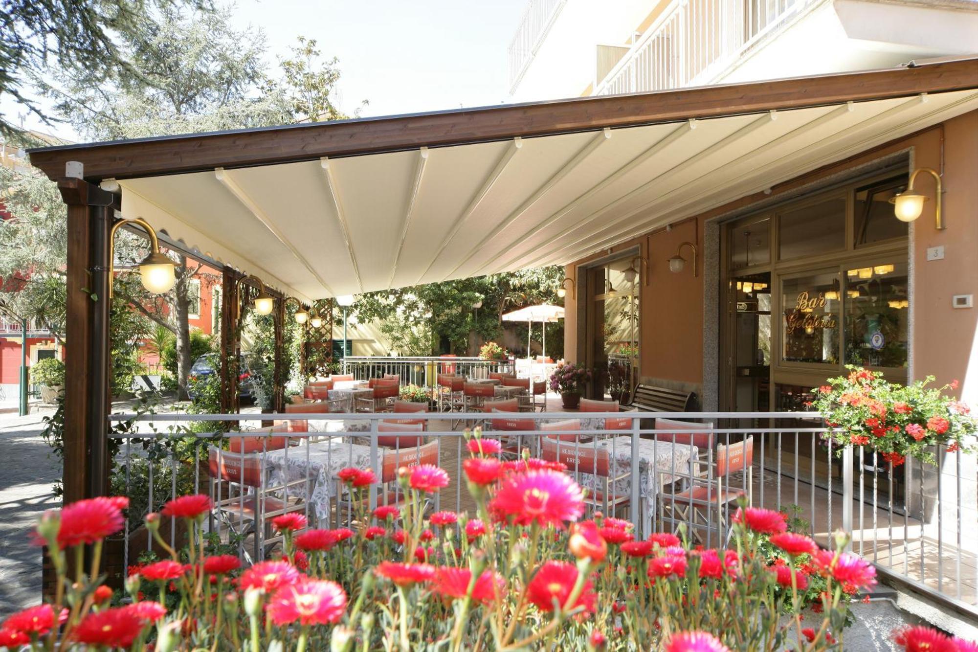 Residence Hotel Kriss Deiva Marina Dış mekan fotoğraf