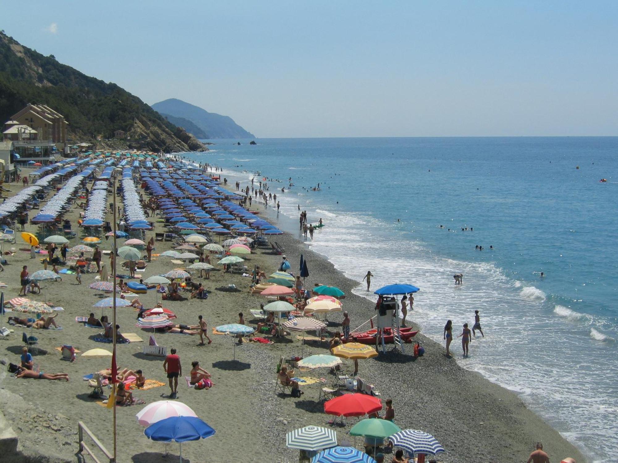 Residence Hotel Kriss Deiva Marina Dış mekan fotoğraf