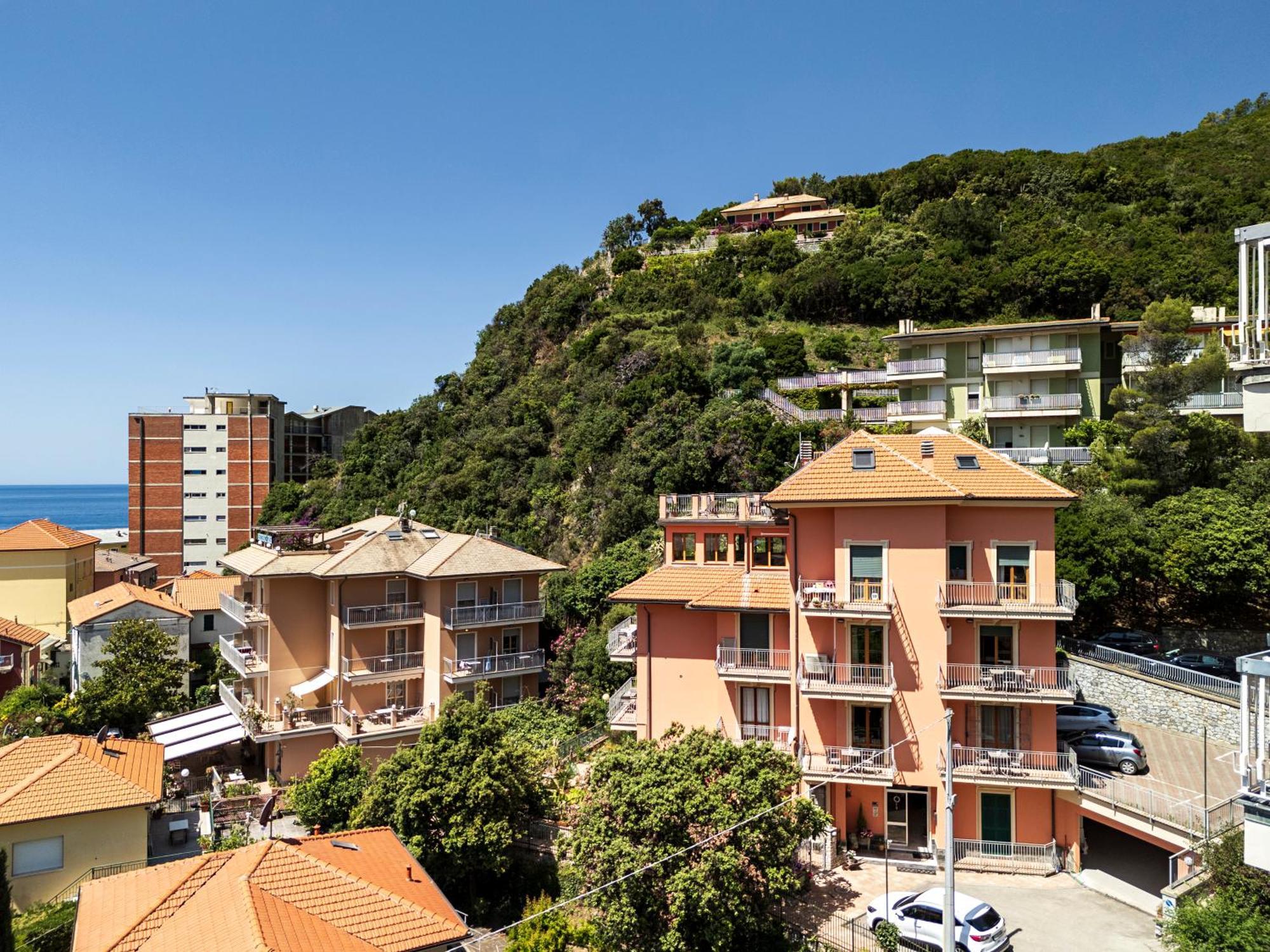 Residence Hotel Kriss Deiva Marina Dış mekan fotoğraf