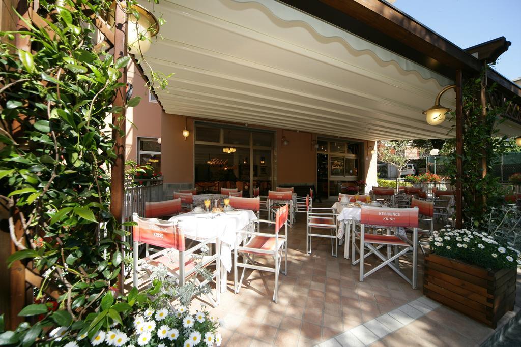Residence Hotel Kriss Deiva Marina Dış mekan fotoğraf