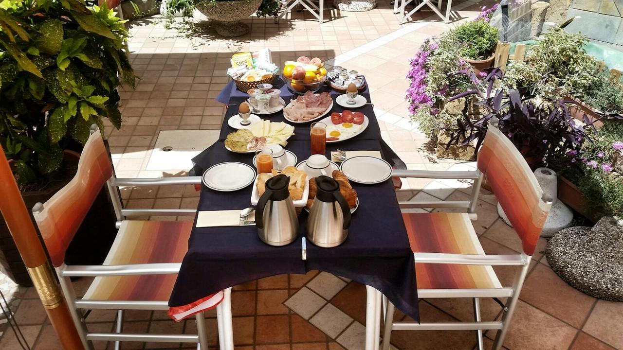 Residence Hotel Kriss Deiva Marina Dış mekan fotoğraf